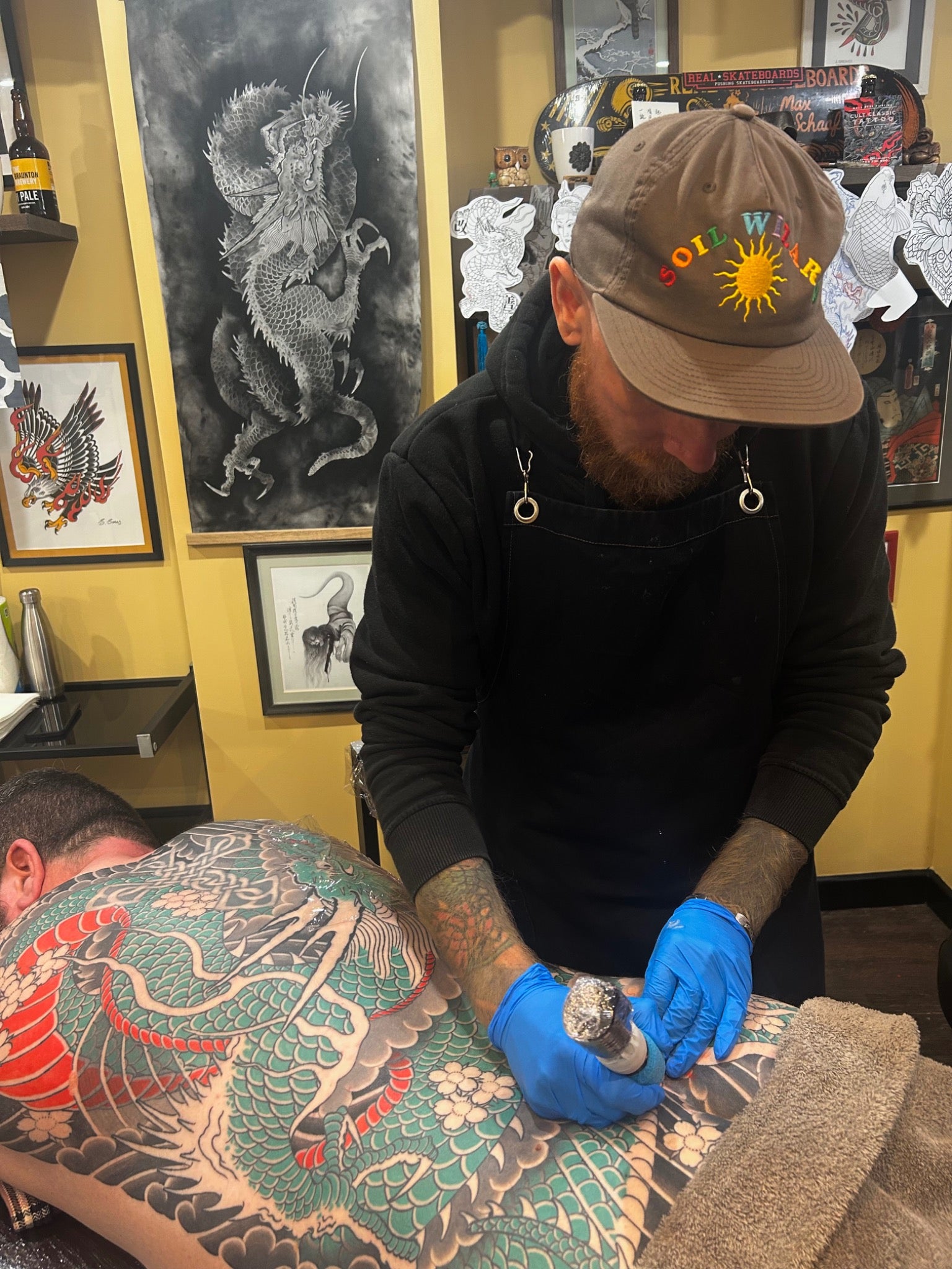 Gareth Sones tattooing at Eightfold Tattoo